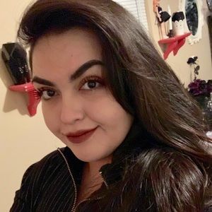 Meet your Posher, Diana